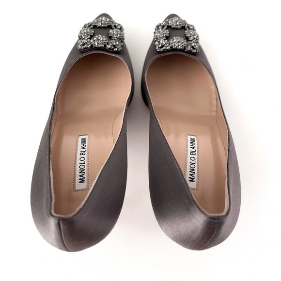 MANOLO BLAHNIK| Dark Gray Satin Hangisi Jewel
Buckle Rhinestone Pumps US 10 - Picture 7 of 14